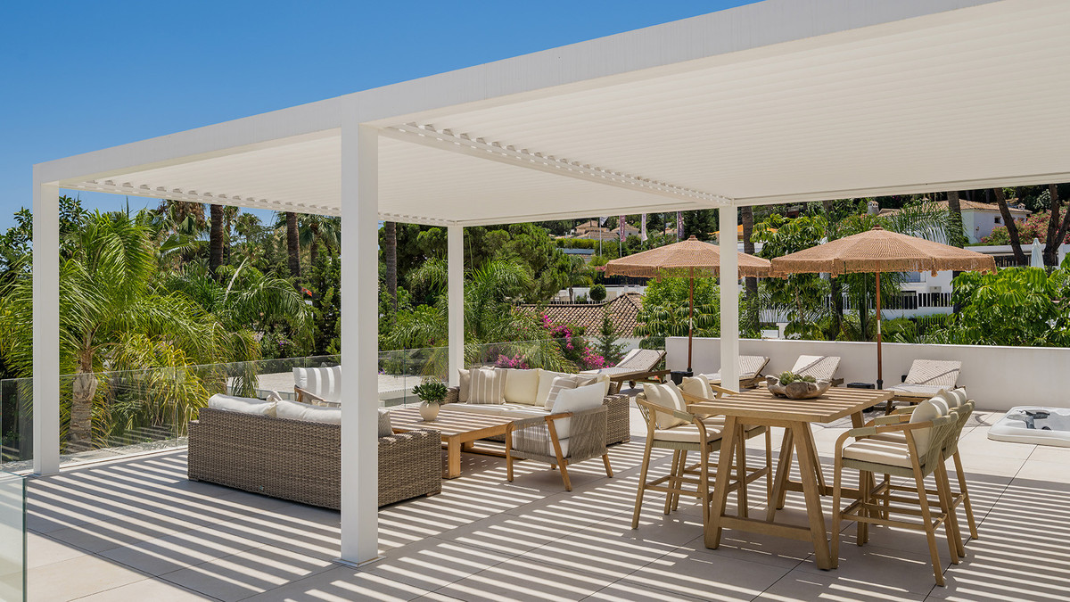 4 Bed Townhouse for sale in Las Brisas Costa Del Sol, Málaga, Spain
