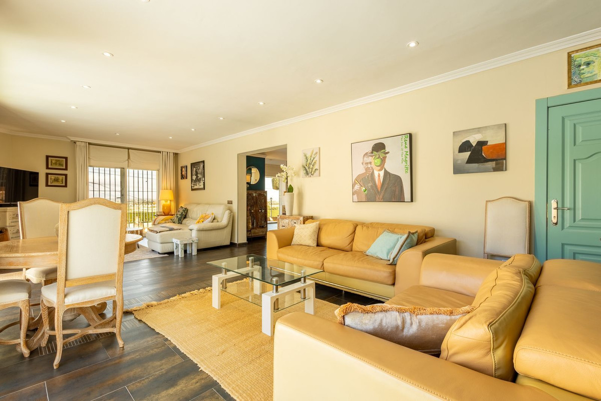 Se vende Villa - Chalet de 5 dormitorios en Costa Blanca, Alicante, España