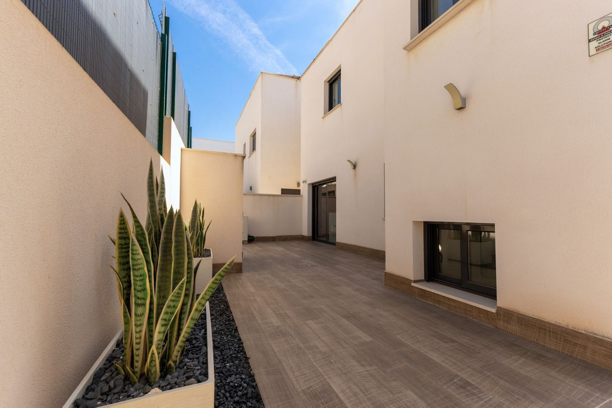 3 Bed Townhouse for sale in San Miguel De Salinas Costa Blanca, Alicante, Spain