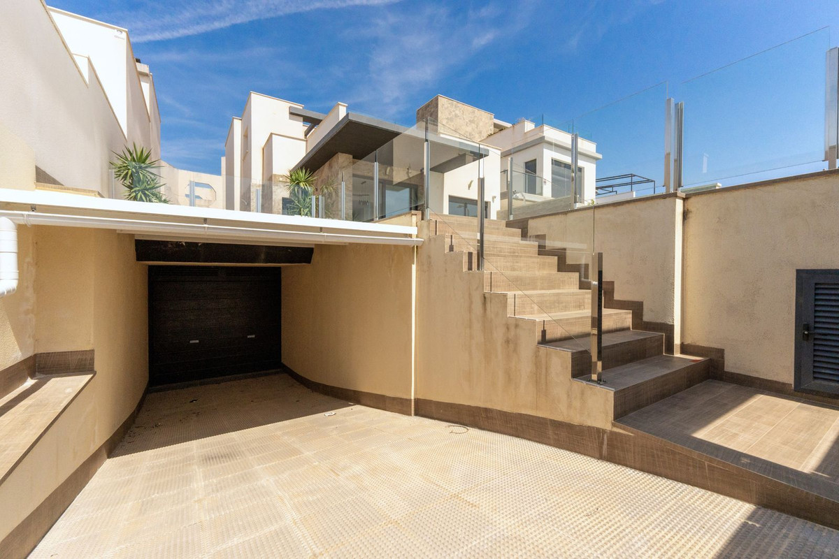 3 Bed Townhouse for sale in San Miguel De Salinas Costa Blanca, Alicante, Spain