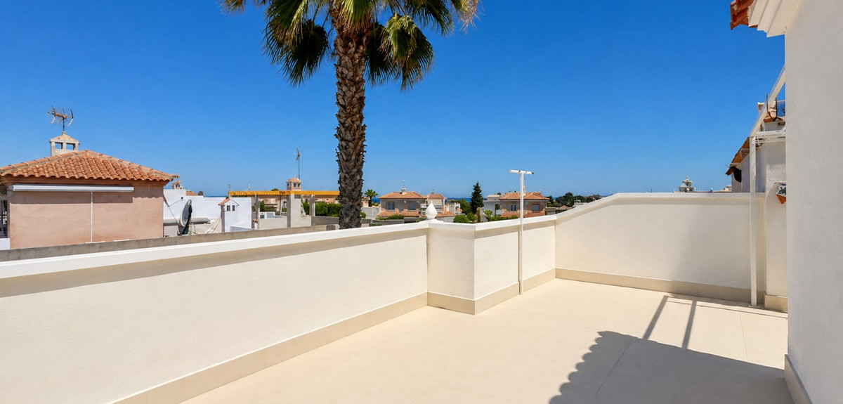 3 Bed Townhouse for sale in Los Altos Costa Blanca, Alicante, Spain