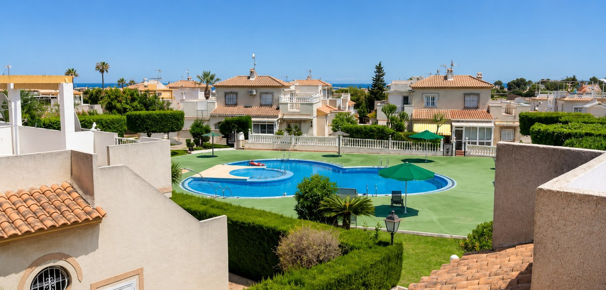 3 Bed Townhouse for sale in Los Altos Costa Blanca, Alicante, Spain