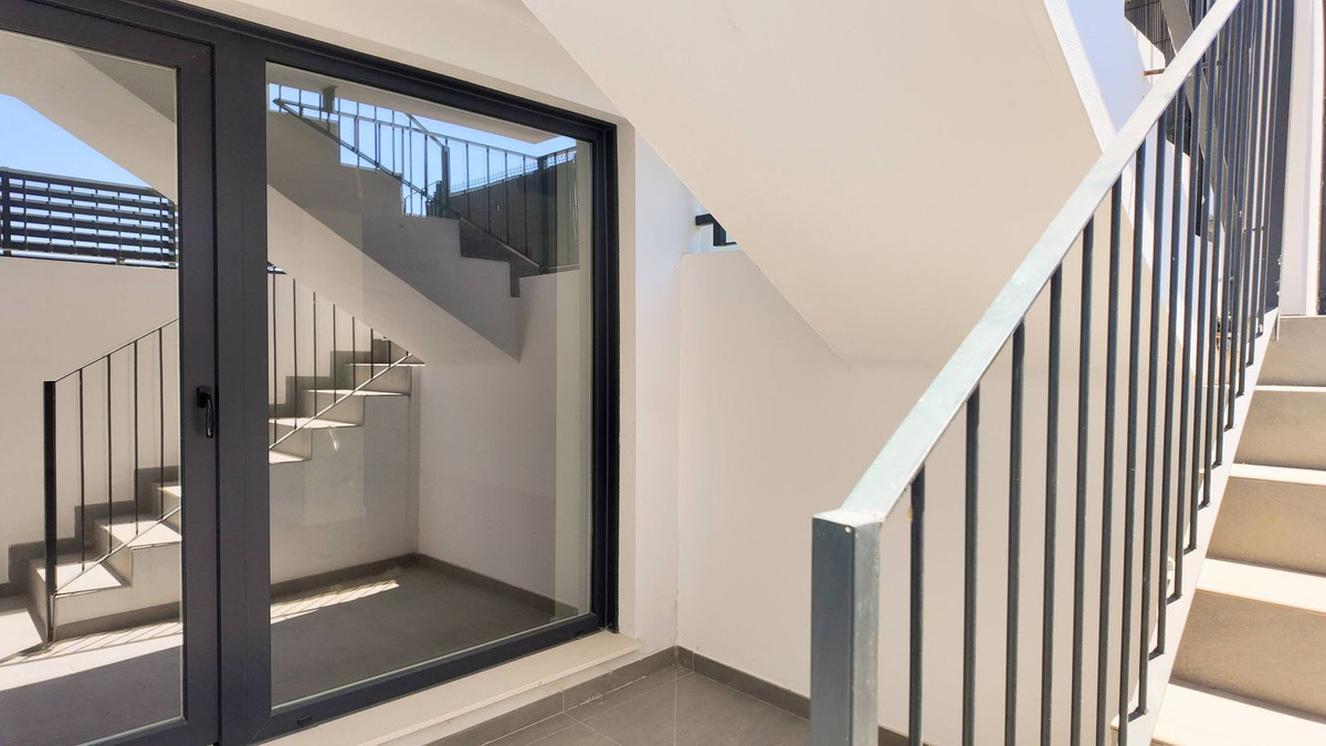Se vende Apartamento Planta Baja de 2 dormitorios en Costa Del Sol, Málaga, España