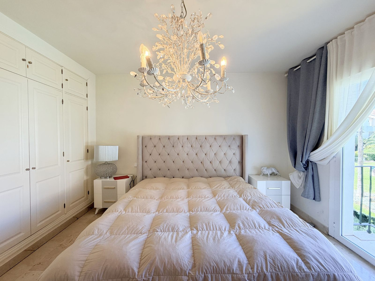 3 Bed Apartment for sale in Estepona Costa Del Sol, Málaga, Spain