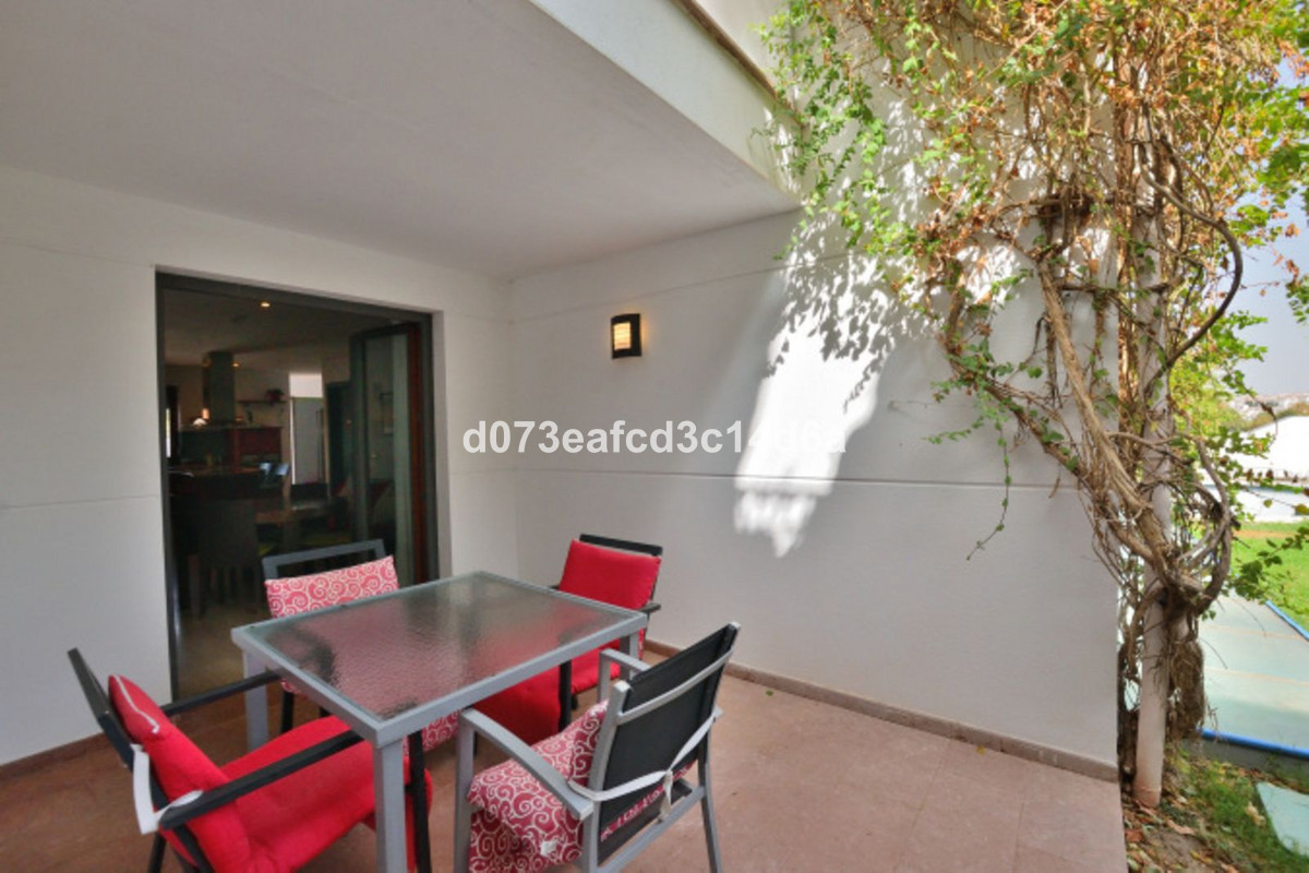 5 Bed Townhouse for sale in Ronda Costa Del Sol, Málaga, Spain