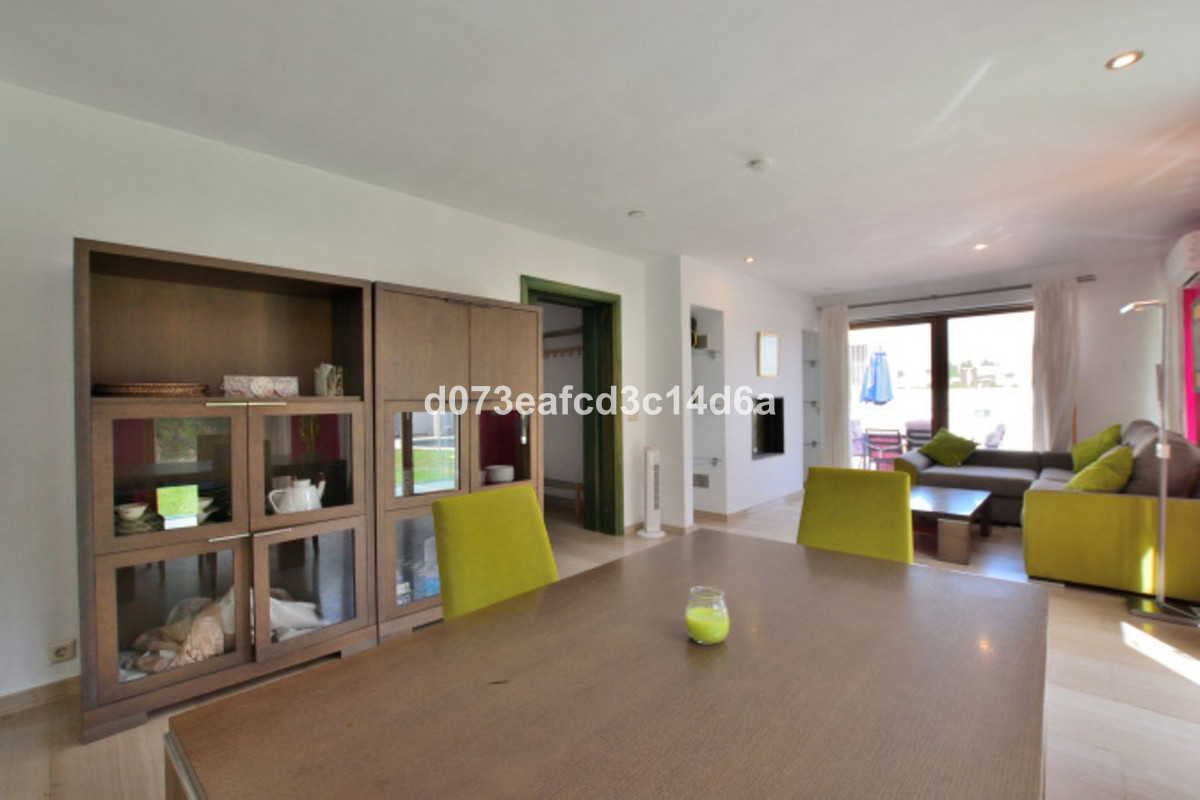 5 Bed Townhouse for sale in Ronda Costa Del Sol, Málaga, Spain