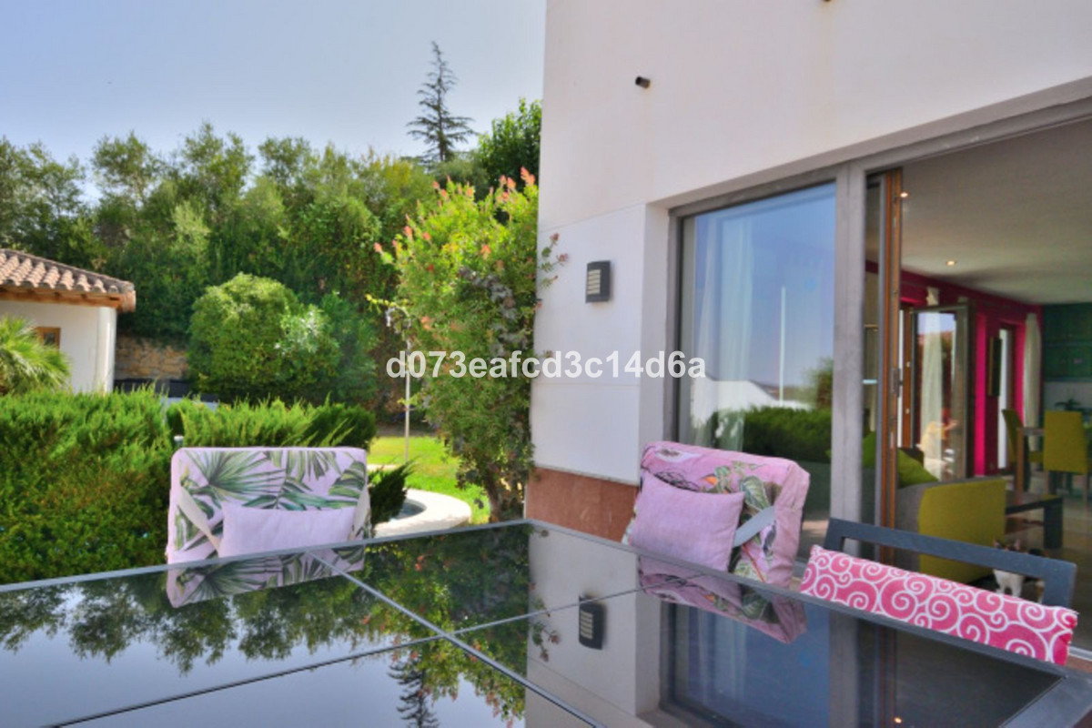 5 Bed Townhouse for sale in Ronda Costa Del Sol, Málaga, Spain