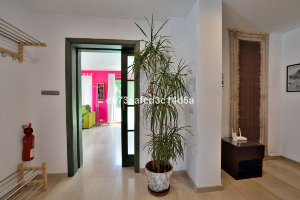 5 Bed Townhouse for sale in Ronda Costa Del Sol, Málaga, Spain