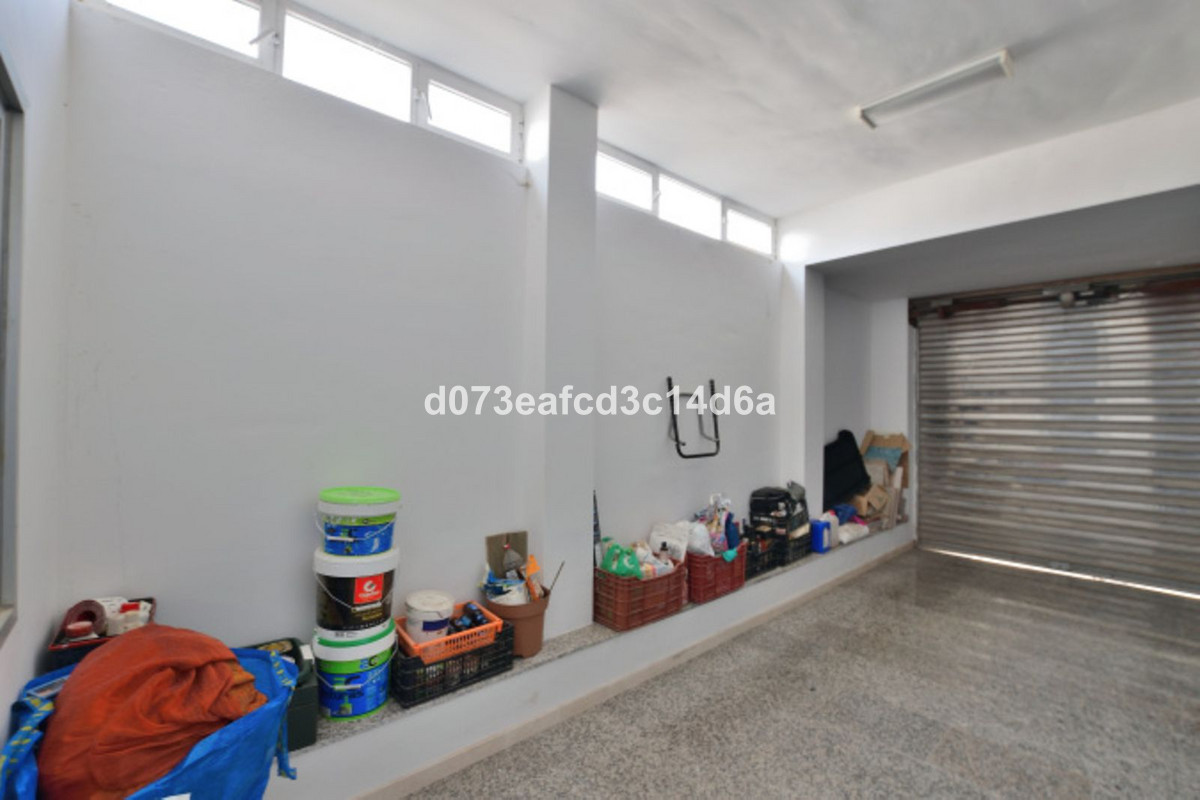 5 Bed Townhouse for sale in Ronda Costa Del Sol, Málaga, Spain