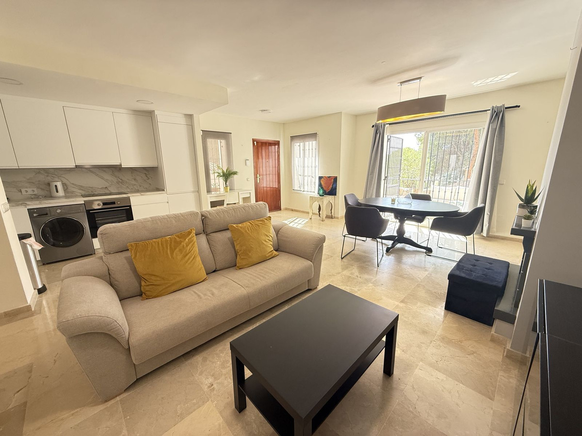 Se vende Apartamento Planta Baja de 2 dormitorios en Costa Del Sol, Málaga, España