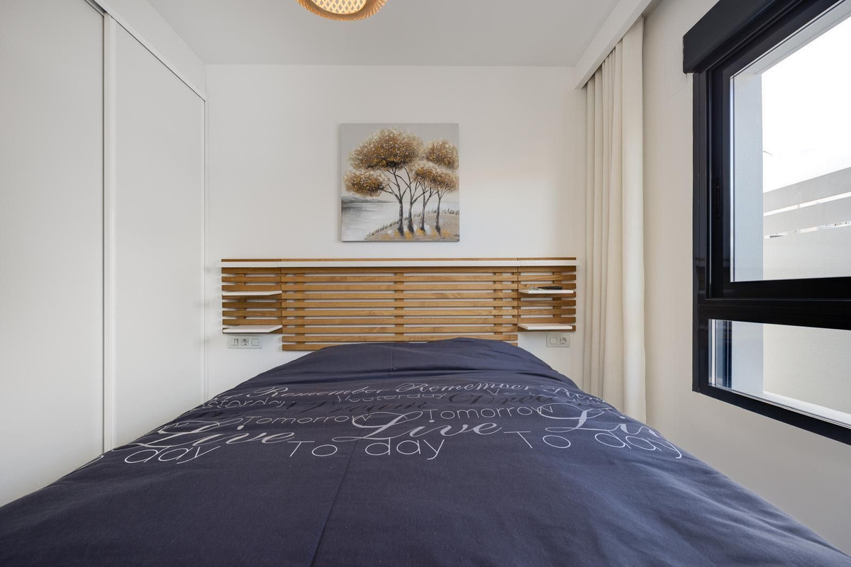 Se vende Apartamento Planta Baja de 3 dormitorios en Costa Blanca, Alicante, España