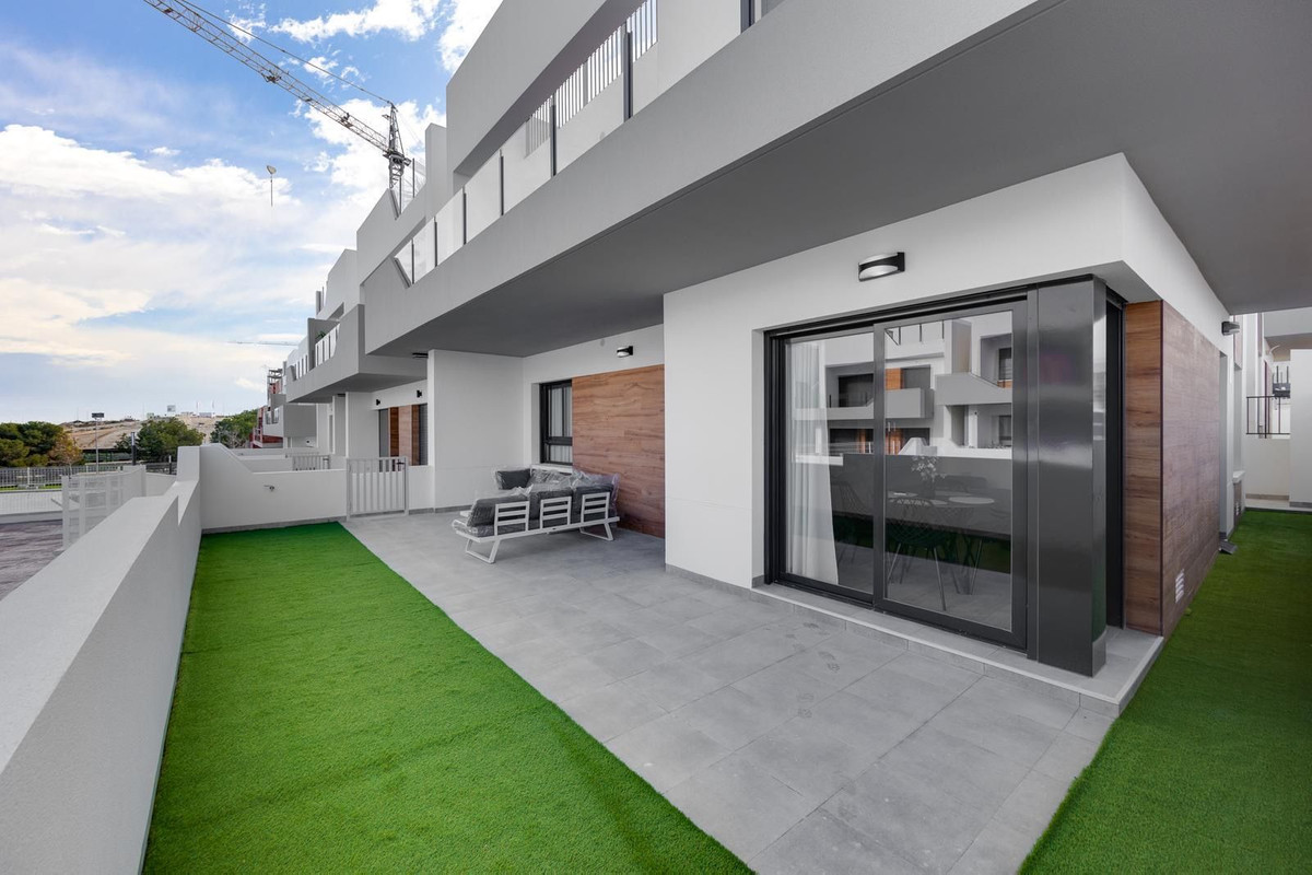 Se vende Apartamento Planta Baja de 3 dormitorios en Costa Blanca, Alicante, España