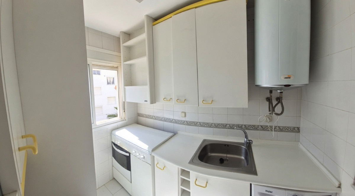 3 Bed Apartment for sale in Cancelada Costa Del Sol, Málaga, Spain