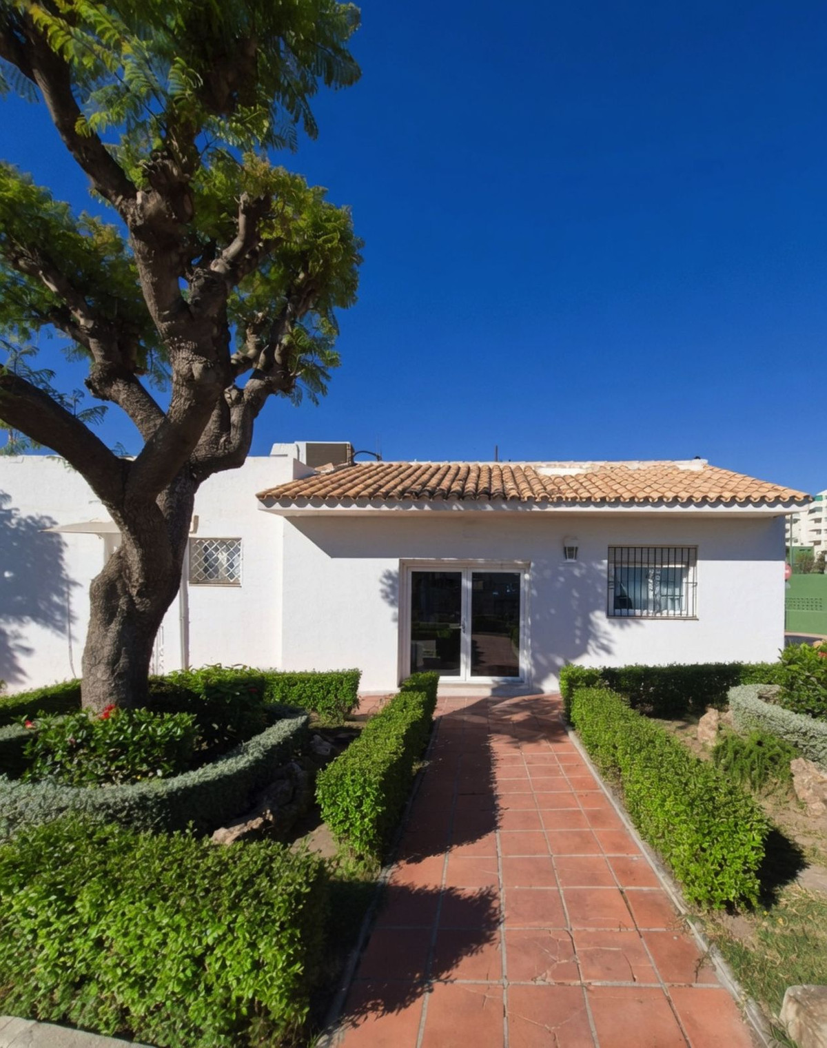 3 Bed Apartment for sale in Cancelada Costa Del Sol, Málaga, Spain