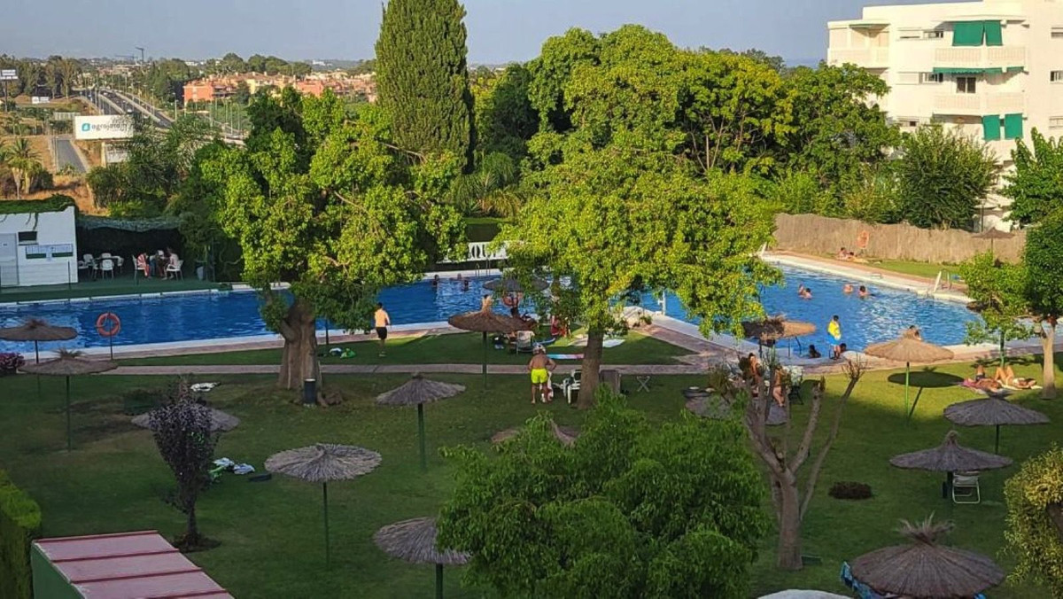 3 Bed Apartment for sale in Cancelada Costa Del Sol, Málaga, Spain