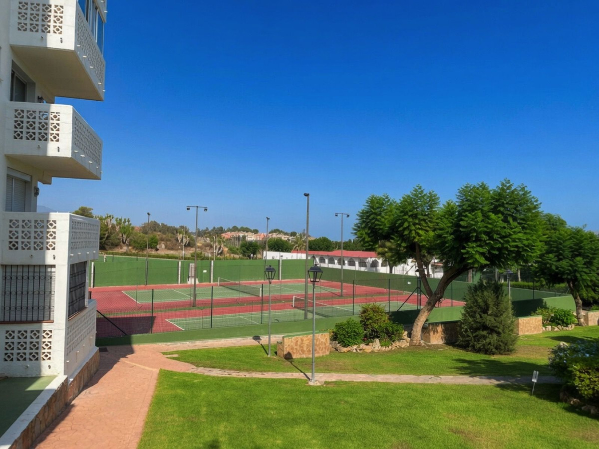 3 Bed Apartment for sale in Cancelada Costa Del Sol, Málaga, Spain