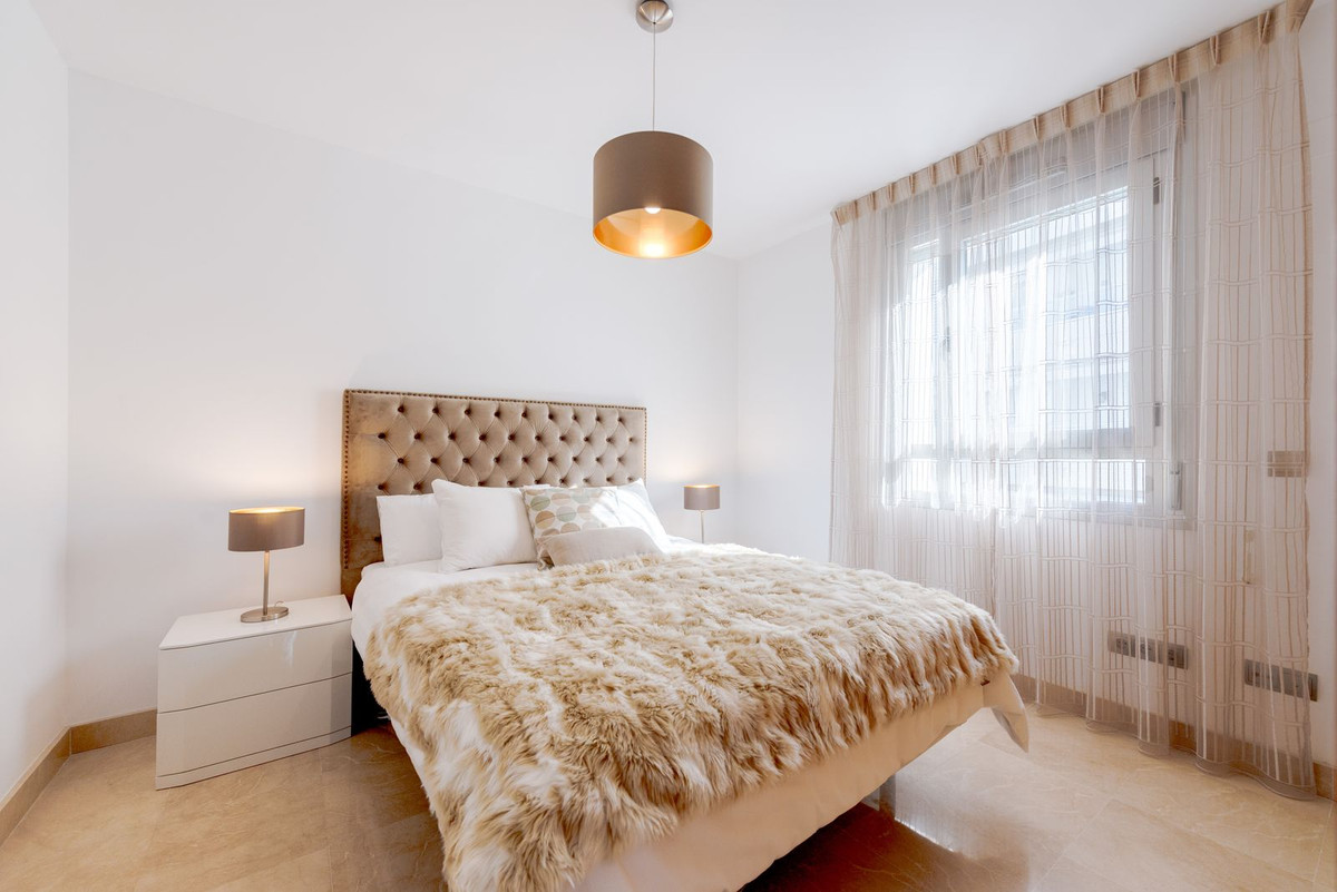 3 Bed Apartment for sale in San Pedro De Alcántara Costa Del Sol, Málaga, Spain