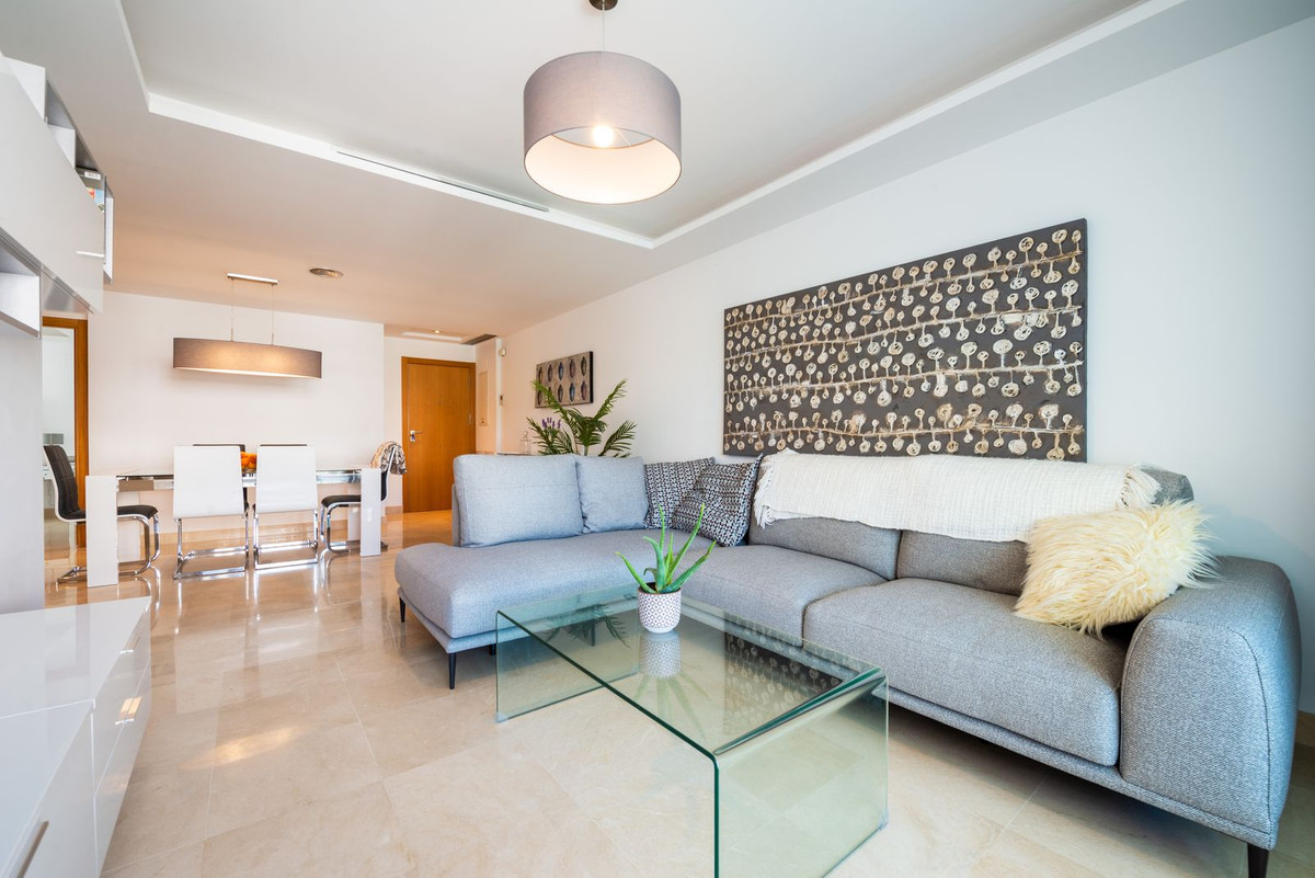 3 Bed Apartment for sale in San Pedro De Alcántara Costa Del Sol, Málaga, Spain