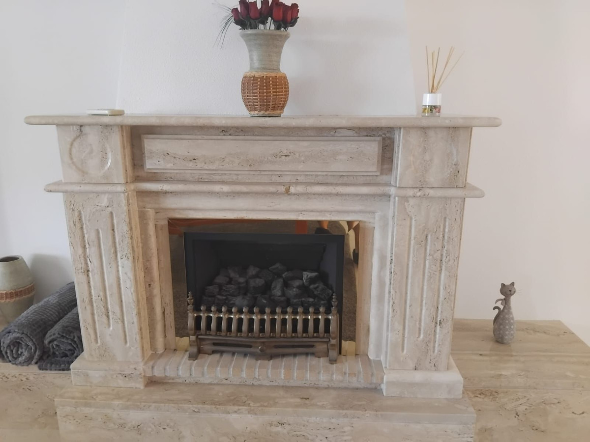 5 Bed Townhouse for sale in Algorfa Costa Blanca, Alicante, Spain