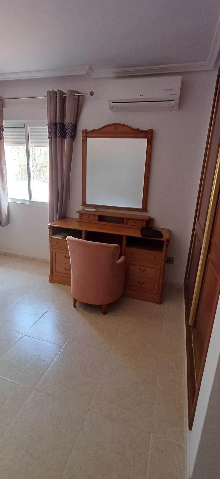 5 Bed Townhouse for sale in Algorfa Costa Blanca, Alicante, Spain