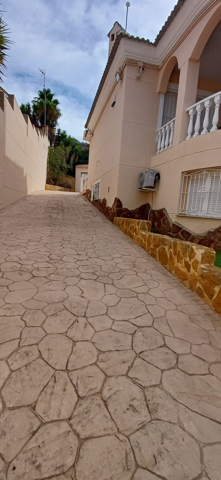 5 Bed Townhouse for sale in Algorfa Costa Blanca, Alicante, Spain