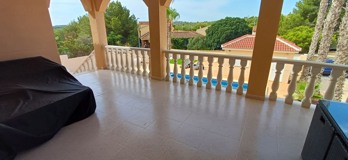 5 Bed Townhouse for sale in Algorfa Costa Blanca, Alicante, Spain