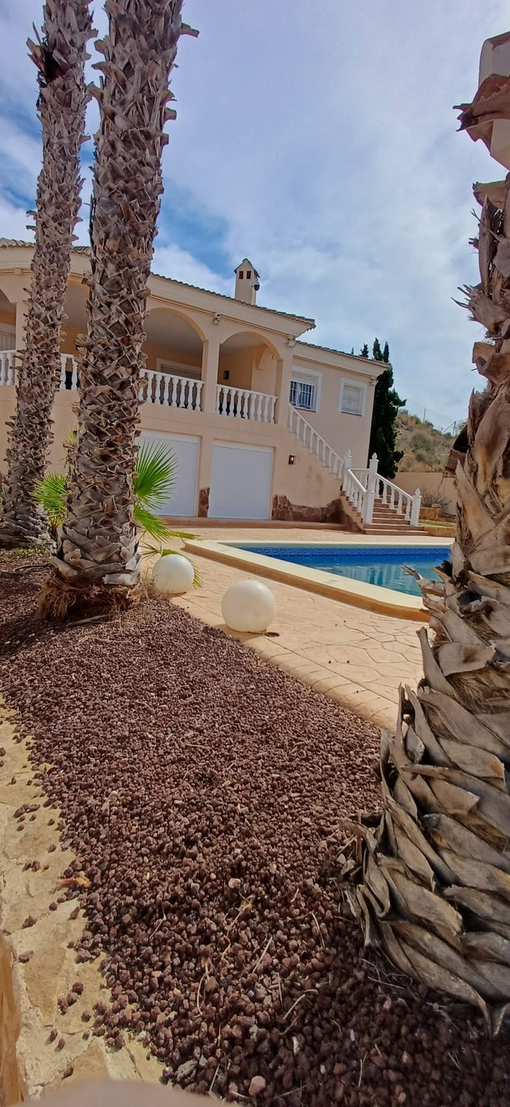 5 Bed Townhouse for sale in Algorfa Costa Blanca, Alicante, Spain