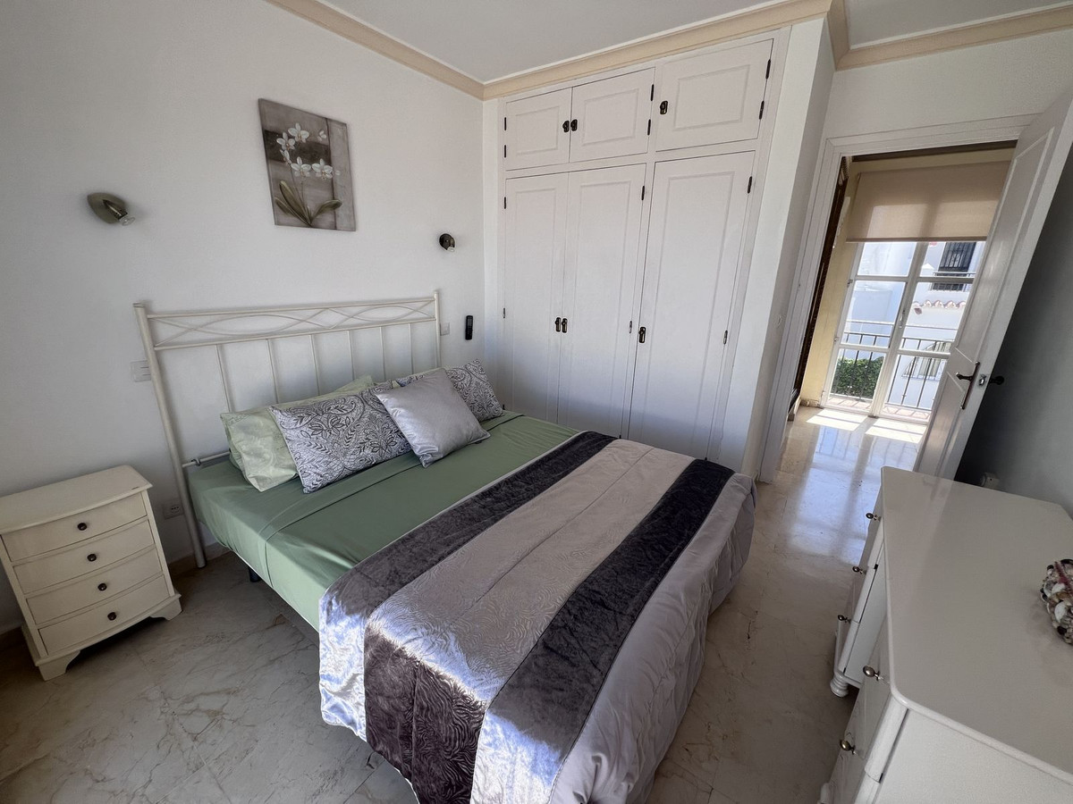 3 Bed Townhouse for sale in El Paraiso Costa Del Sol, Málaga, Spain