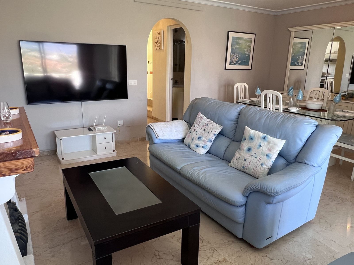 3 Bed Townhouse for sale in El Paraiso Costa Del Sol, Málaga, Spain