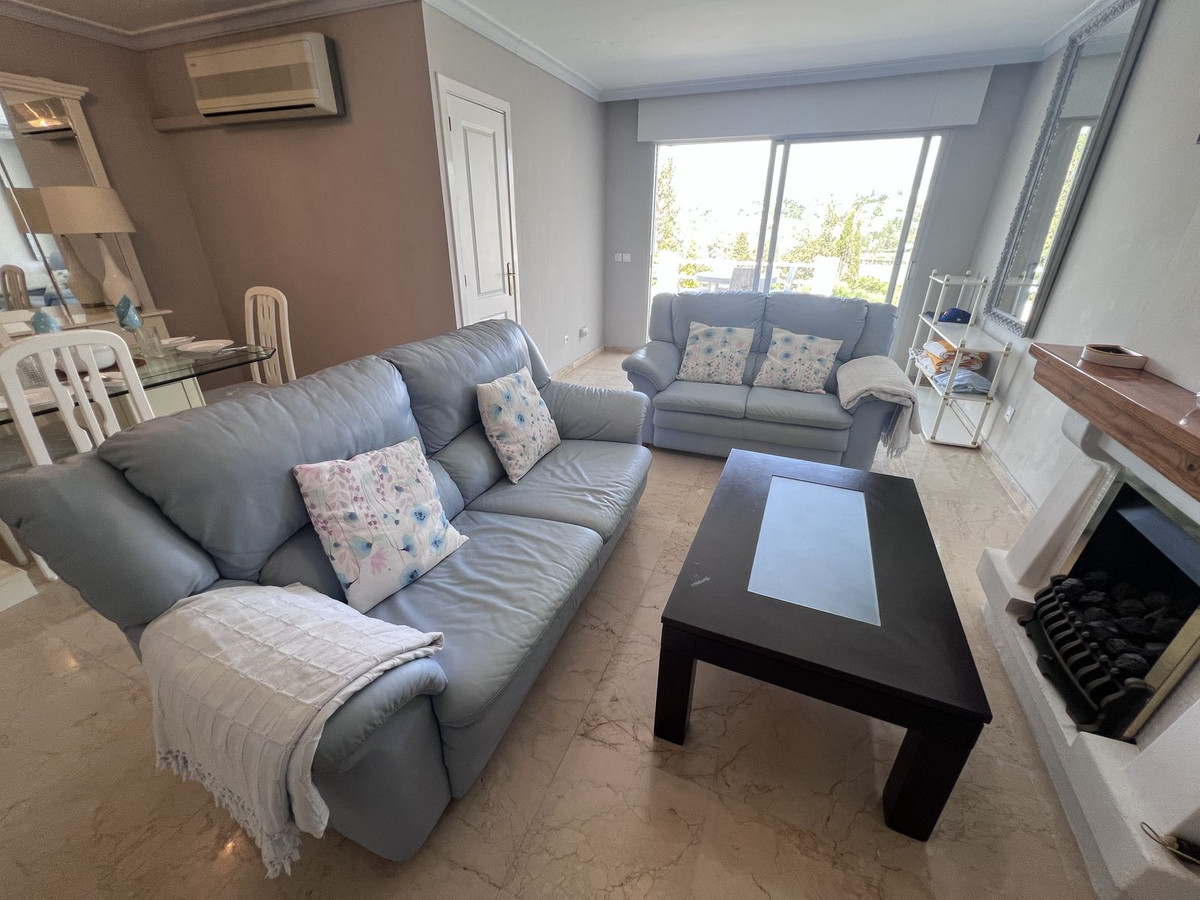 3 Bed Townhouse for sale in El Paraiso Costa Del Sol, Málaga, Spain