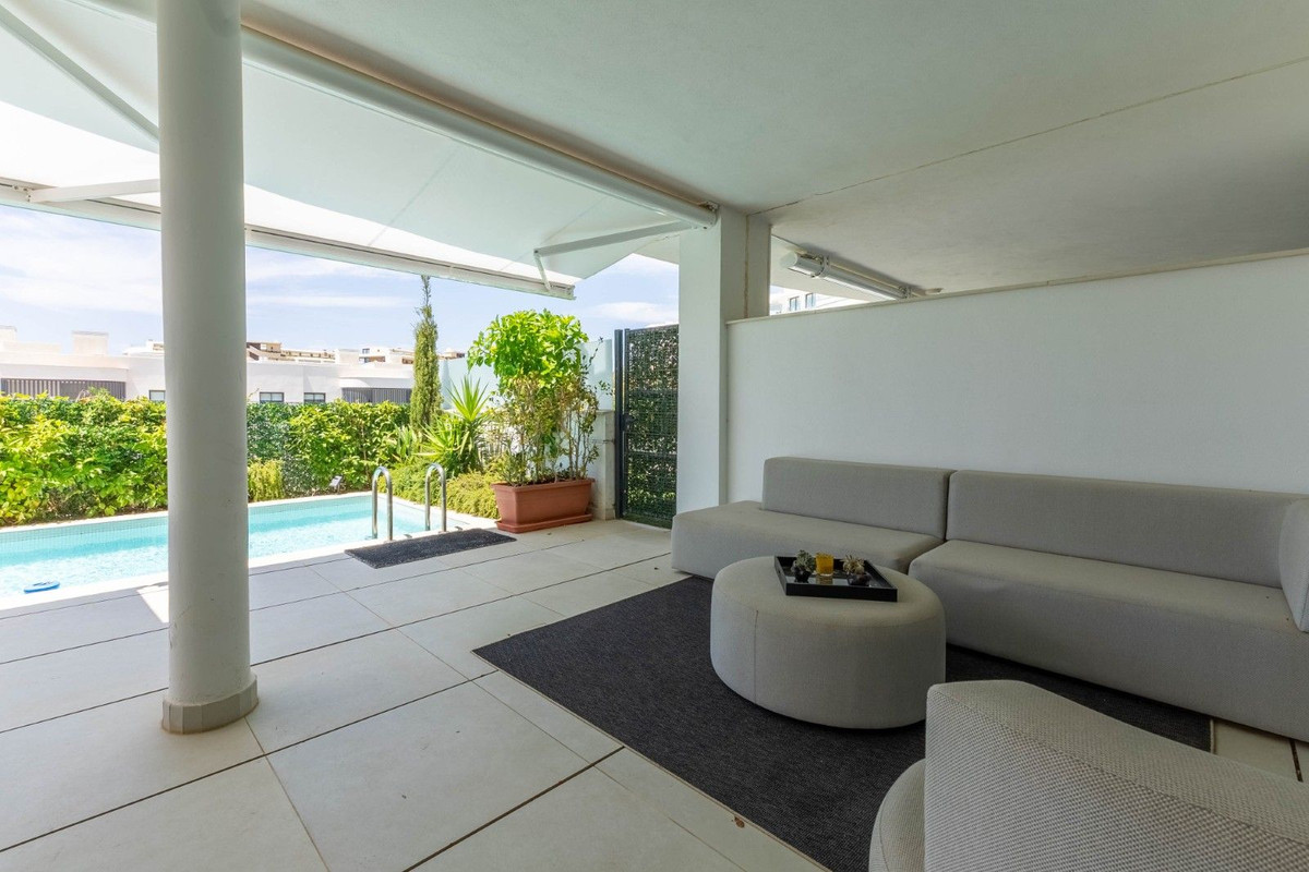 2 Bed Apartment for sale in Higueron Costa Del Sol, Málaga, Spain
