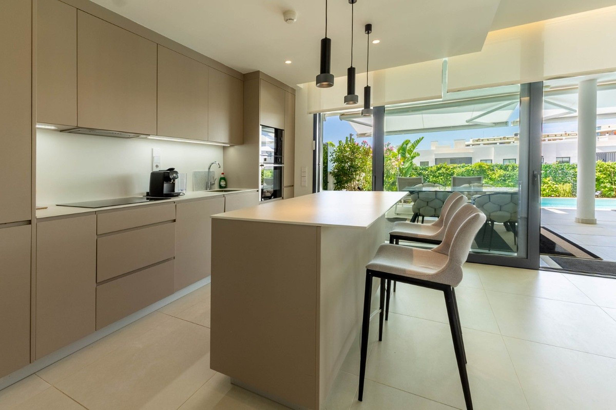 2 Bed Apartment for sale in Higueron Costa Del Sol, Málaga, Spain