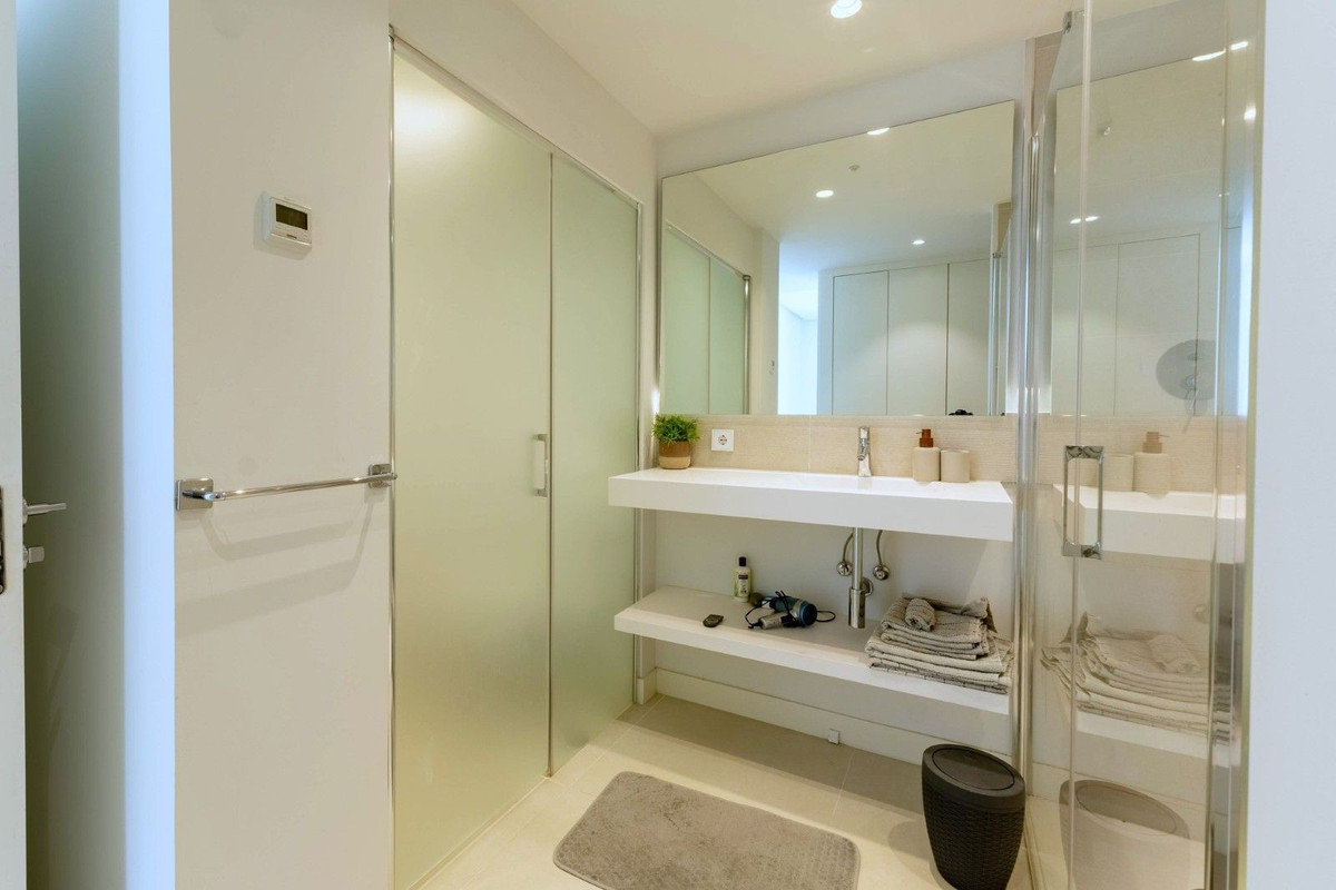 2 Bed Apartment for sale in Higueron Costa Del Sol, Málaga, Spain