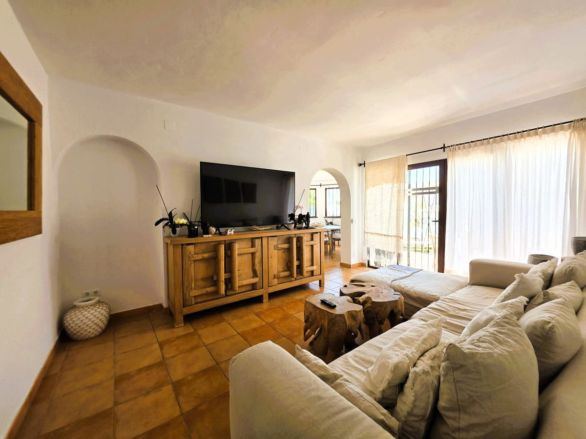 3 Bed Townhouse for sale in Estepona Costa Del Sol, Málaga, Spain