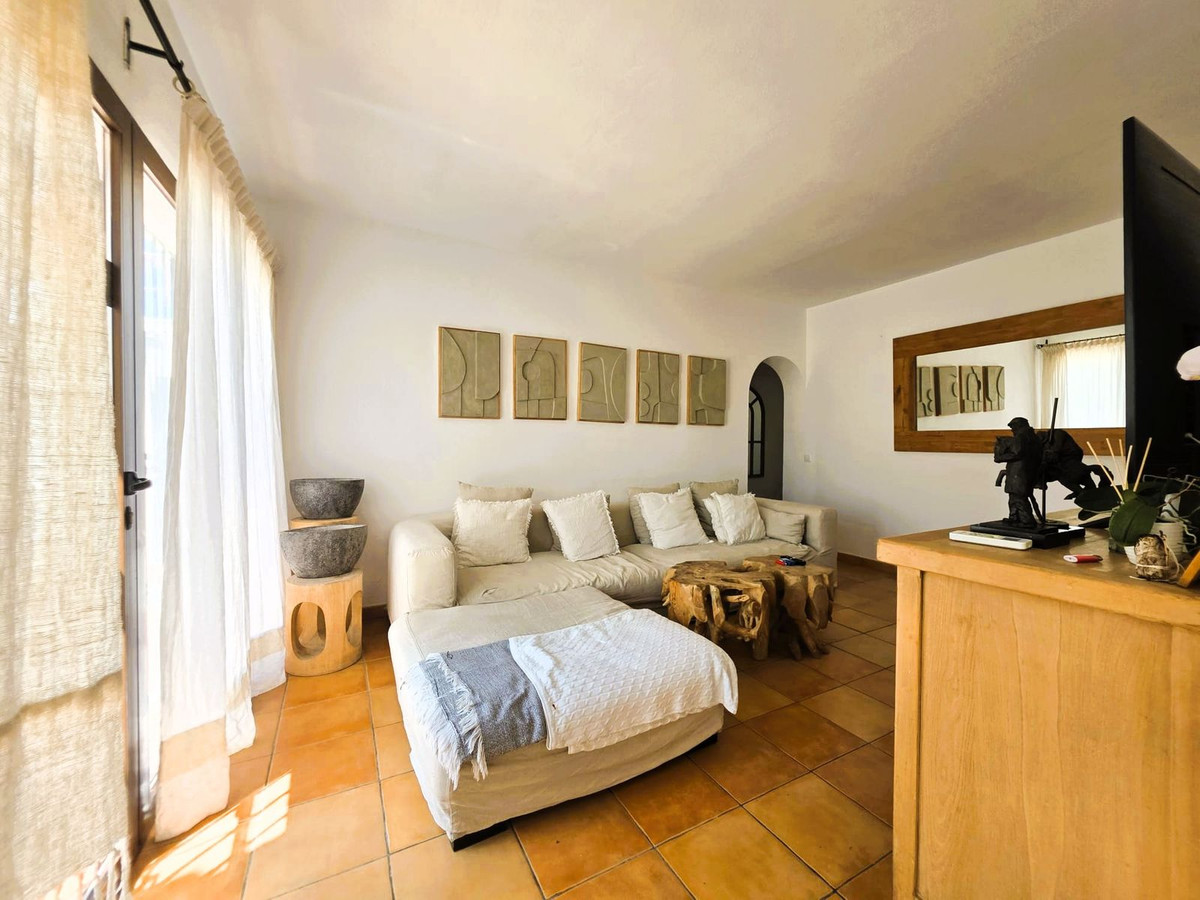 3 Bed Townhouse for sale in Estepona Costa Del Sol, Málaga, Spain