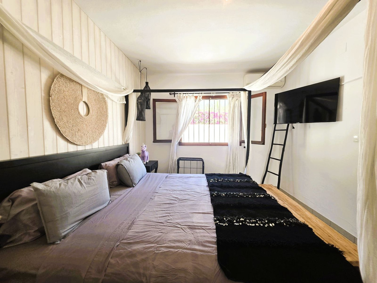 3 Bed Townhouse for sale in Estepona Costa Del Sol, Málaga, Spain