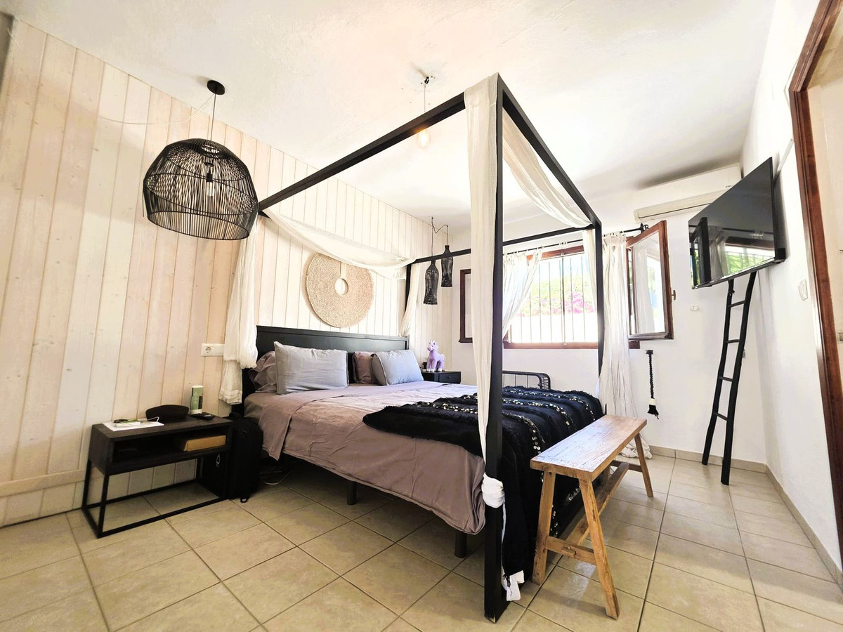 3 Bed Townhouse for sale in Estepona Costa Del Sol, Málaga, Spain