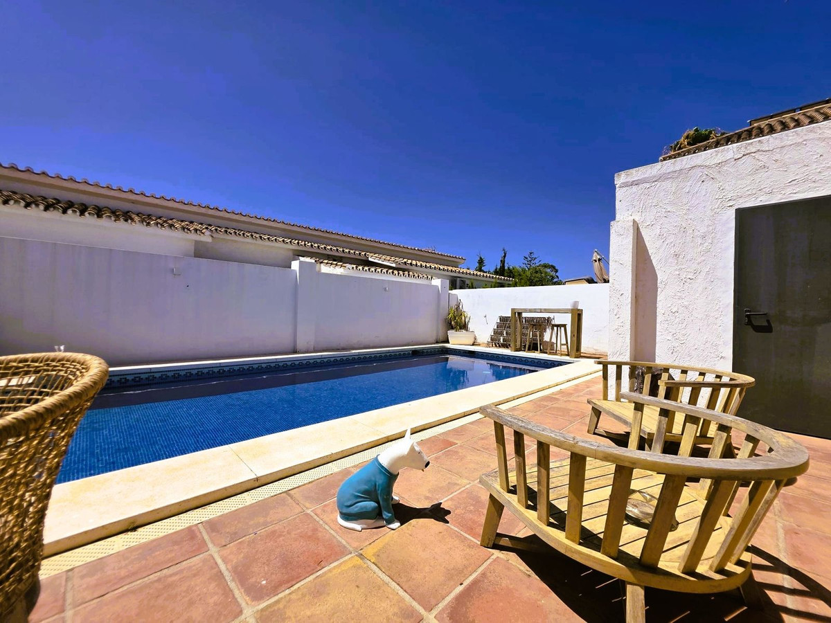 3 Bed Townhouse for sale in Estepona Costa Del Sol, Málaga, Spain