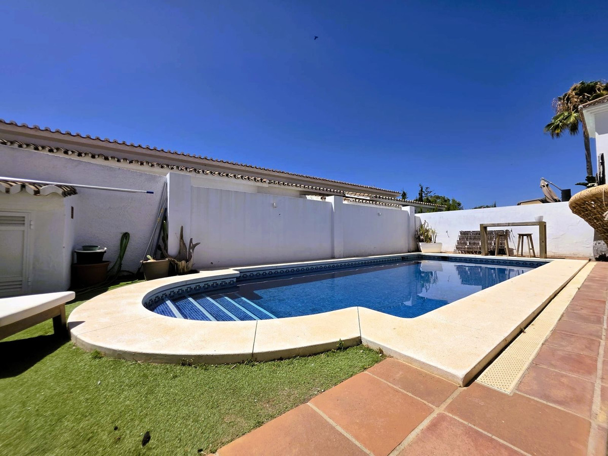 3 Bed Townhouse for sale in Estepona Costa Del Sol, Málaga, Spain