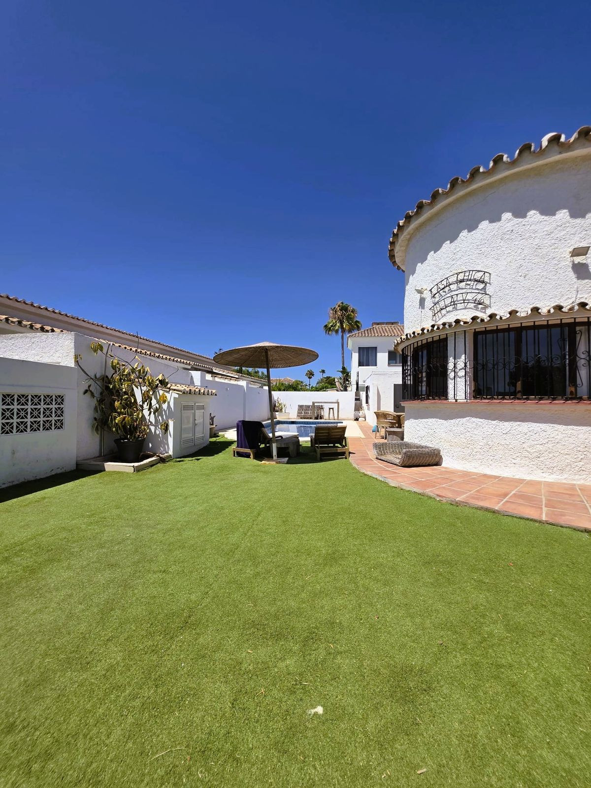 3 Bed Townhouse for sale in Estepona Costa Del Sol, Málaga, Spain
