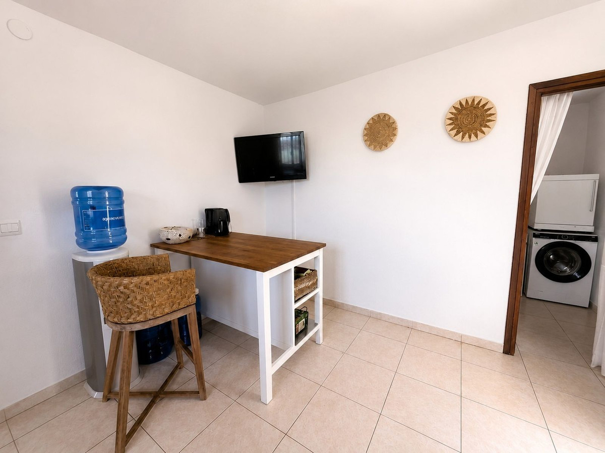 3 Bed Townhouse for sale in Estepona Costa Del Sol, Málaga, Spain
