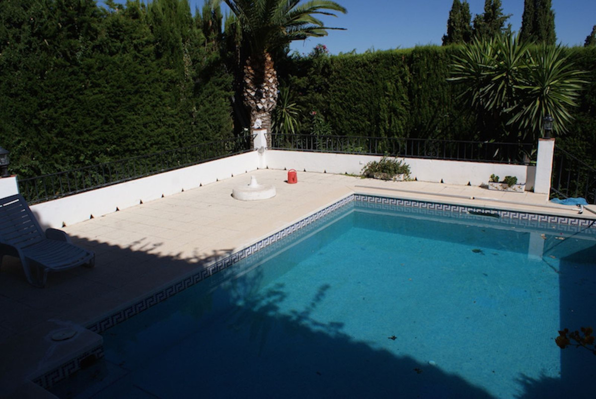 5 Bed Townhouse for sale in Mijas Costa Del Sol, Málaga, Spain