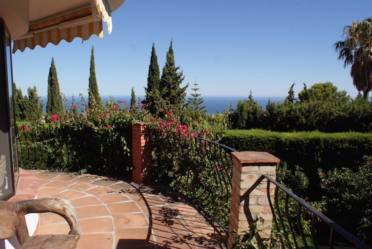 5 Bed Townhouse for sale in Mijas Costa Del Sol, Málaga, Spain