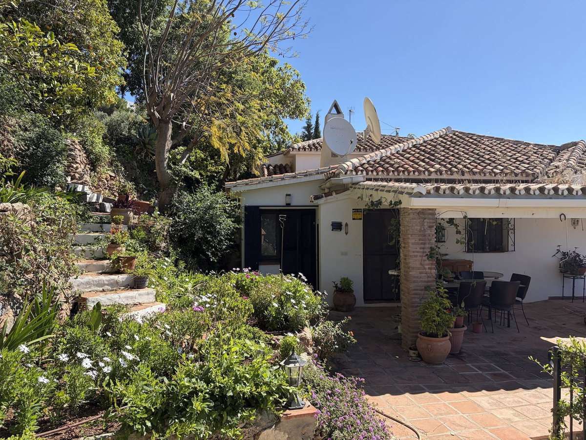 5 Bed Townhouse for sale in Mijas Costa Del Sol, Málaga, Spain
