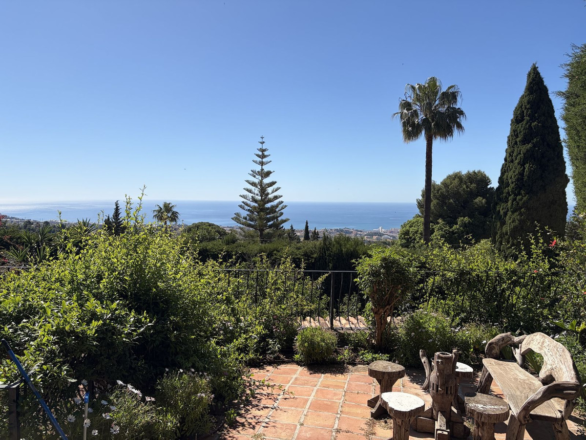 5 Bed Townhouse for sale in Mijas Costa Del Sol, Málaga, Spain