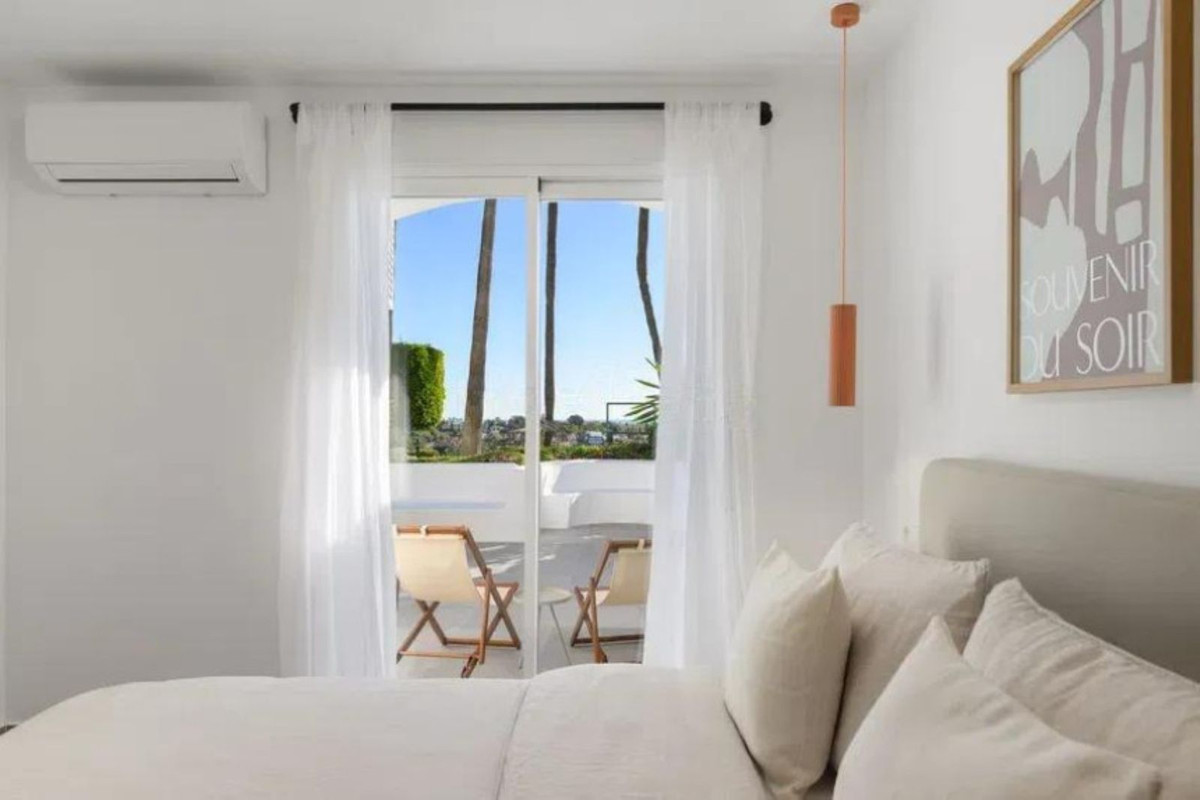 3 Bed Apartment for sale in Diana Park Costa Del Sol, Málaga, Spain