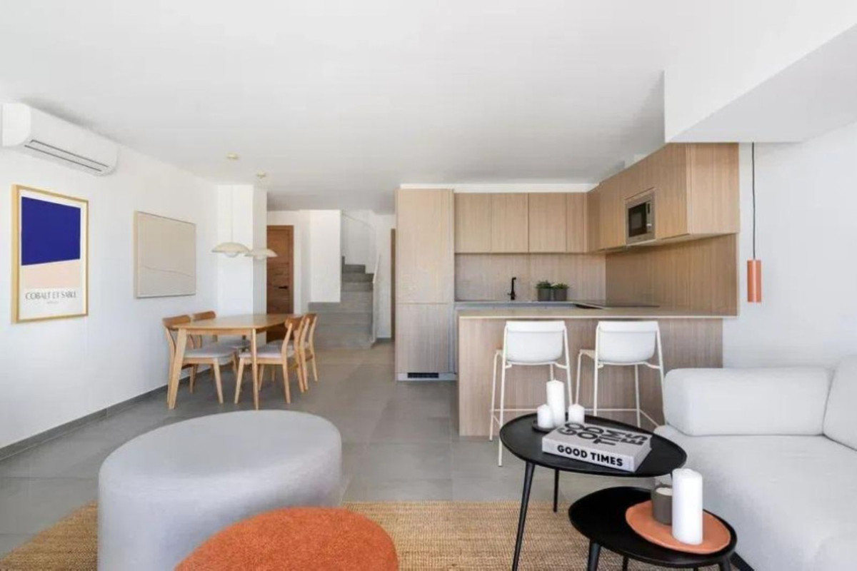 3 Bed Apartment for sale in Diana Park Costa Del Sol, Málaga, Spain