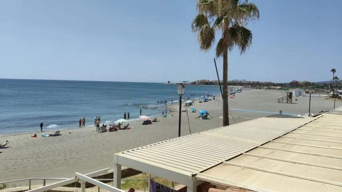 Se vende Apartamento Planta Media de 1 dormitorios en Costa Del Sol, Cadiz, España