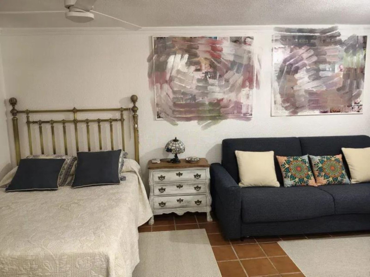 Se vende Apartamento Planta Media de 1 dormitorios en Costa Del Sol, Cadiz, España
