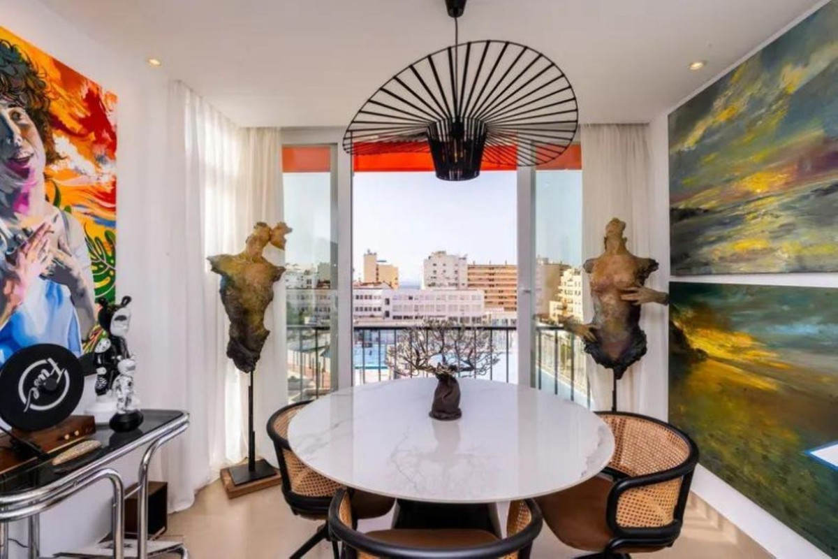 Se vende Apartamento Planta Media de 3 dormitorios en Costa Del Sol, Málaga, España